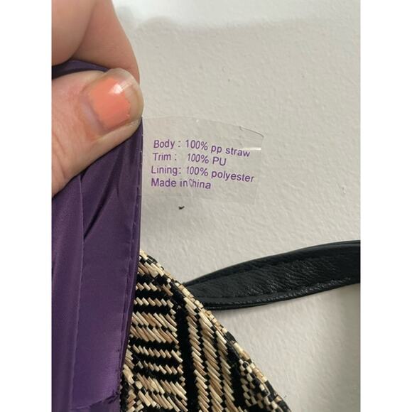 Woven Straw Geometric Tote Black/Tan - Picture 7 of 7